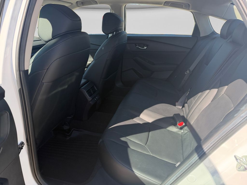 2024 Honda Accord Hybrid EX-L - Photo 14