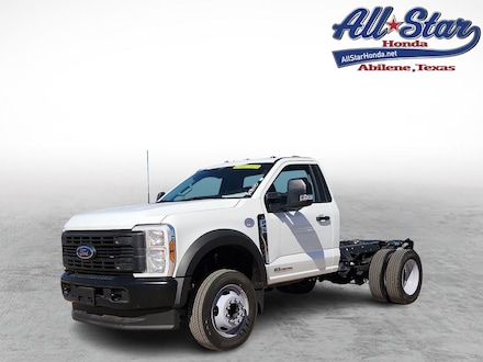 2026 Ford F-450 Chassis Truck Regular Cab