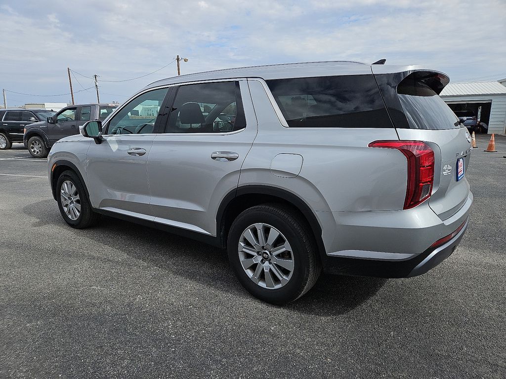 2025 Hyundai Palisade SEL photo 4