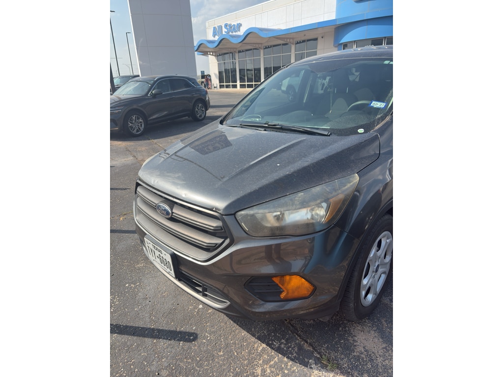 2018 Ford Escape S's photo