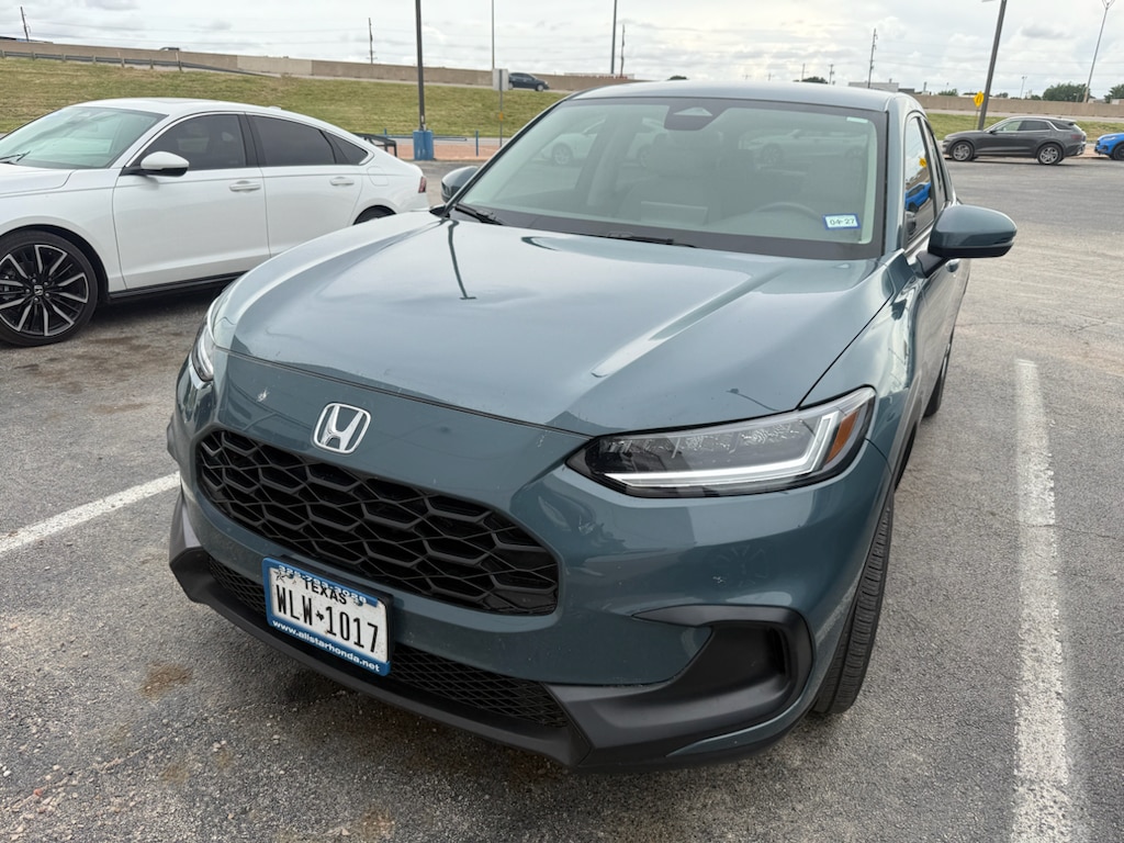 2025 Honda HR-V LX AWD's photo