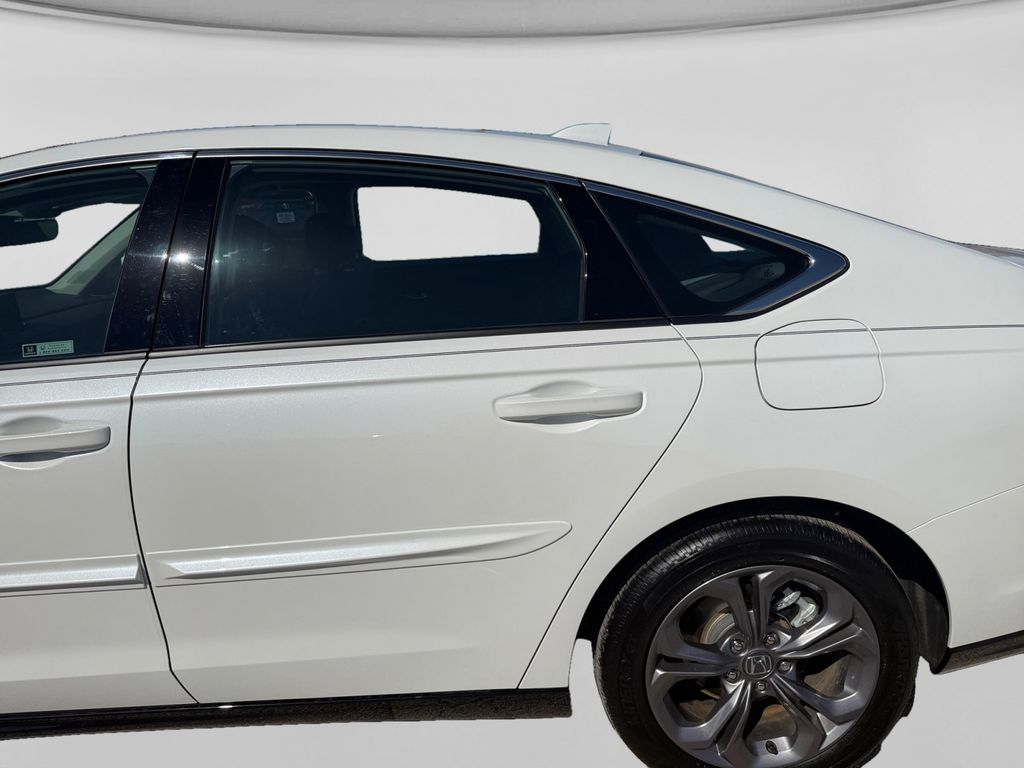 2024 Honda Accord Hybrid EX-L - Photo 13