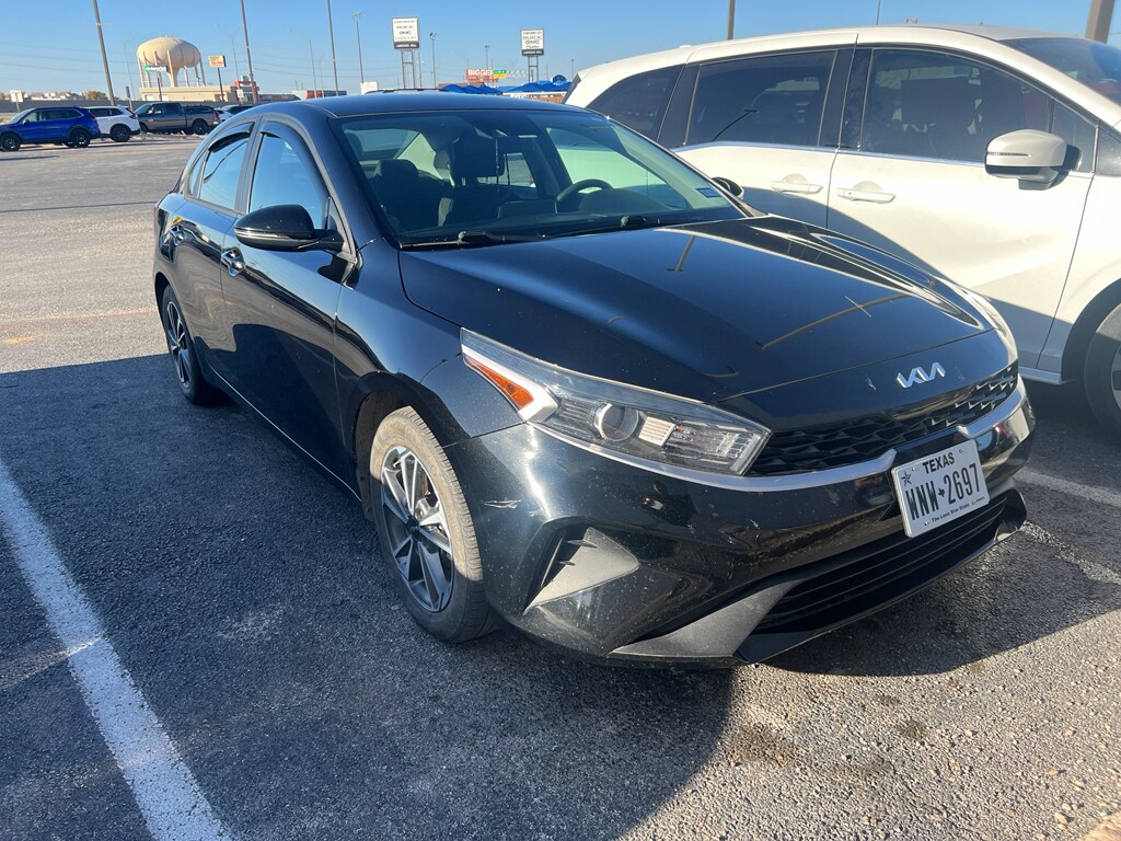 Used 2023 Kia Forte LXS Sedan