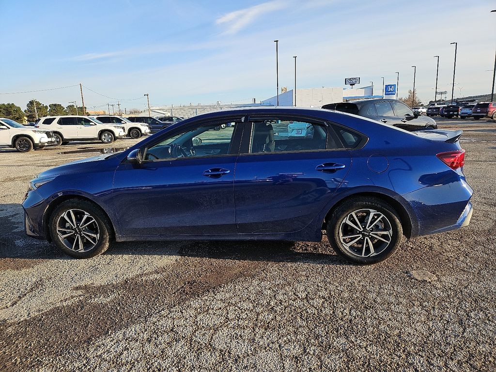 Used 2024 Kia Forte LXS Sedan