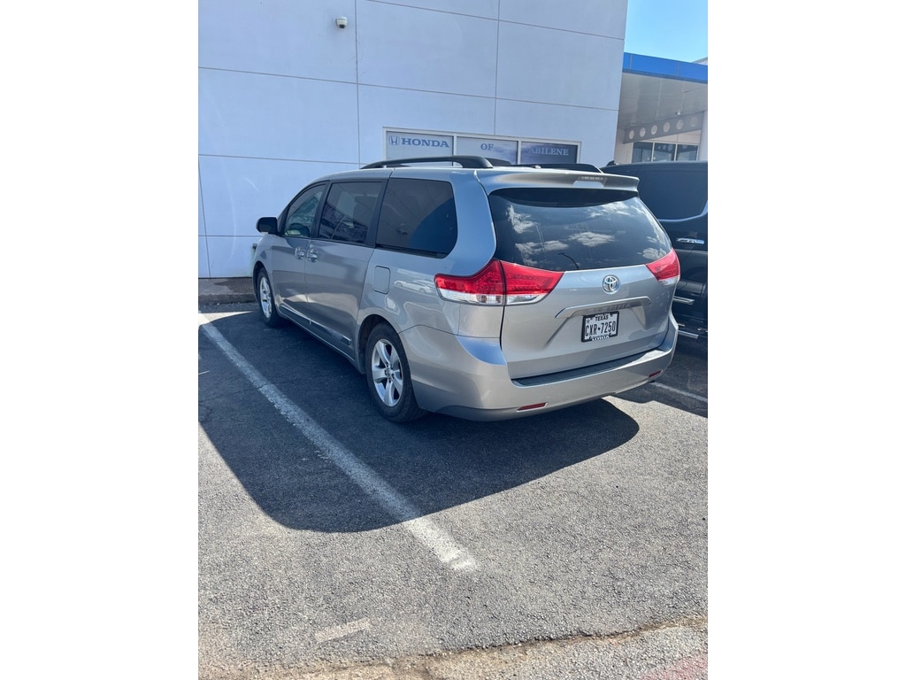 Used 2014 Toyota Sienna LE Van