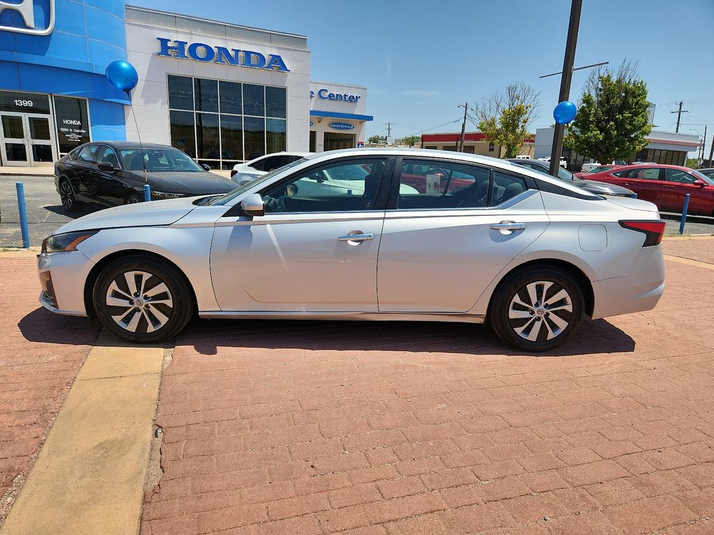 Used 2023 Nissan Altima S with VIN 1N4BL4BV1PN349817 for sale in Abilene, TX