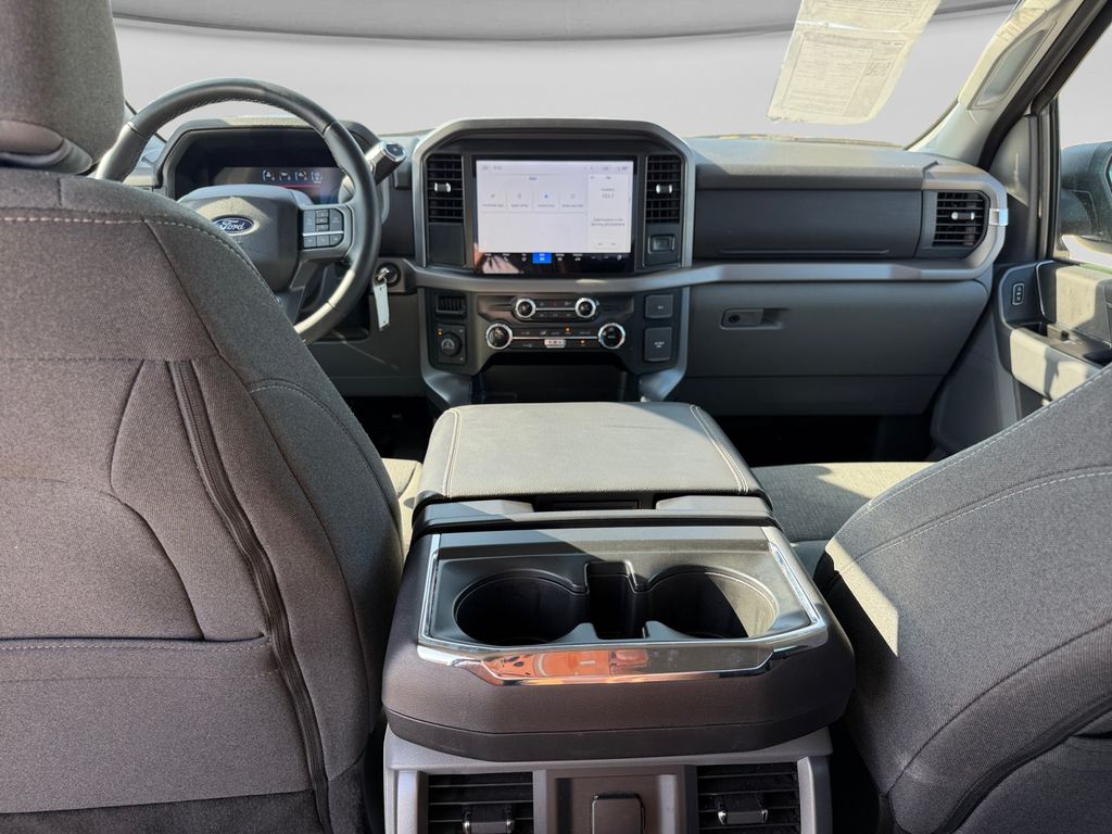 2025 Ford F-150 XLT - Photo 14