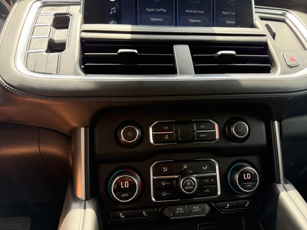 2022 Chevrolet Tahoe LT - Photo 18