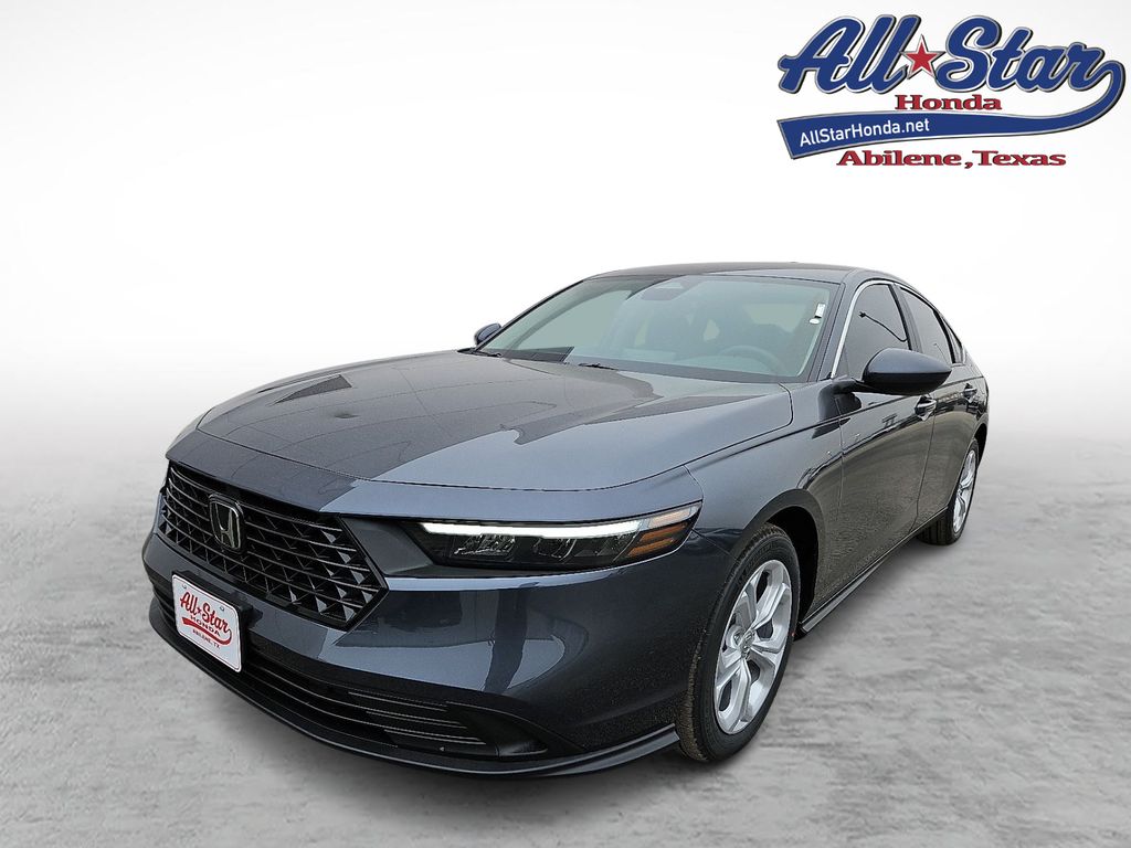 2025 Honda Accord LX's photo