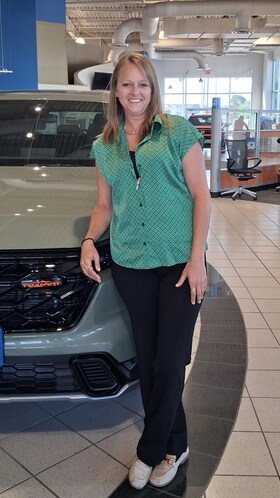Staff member Vanessa Kinsey from ID_7aeef3d727a4