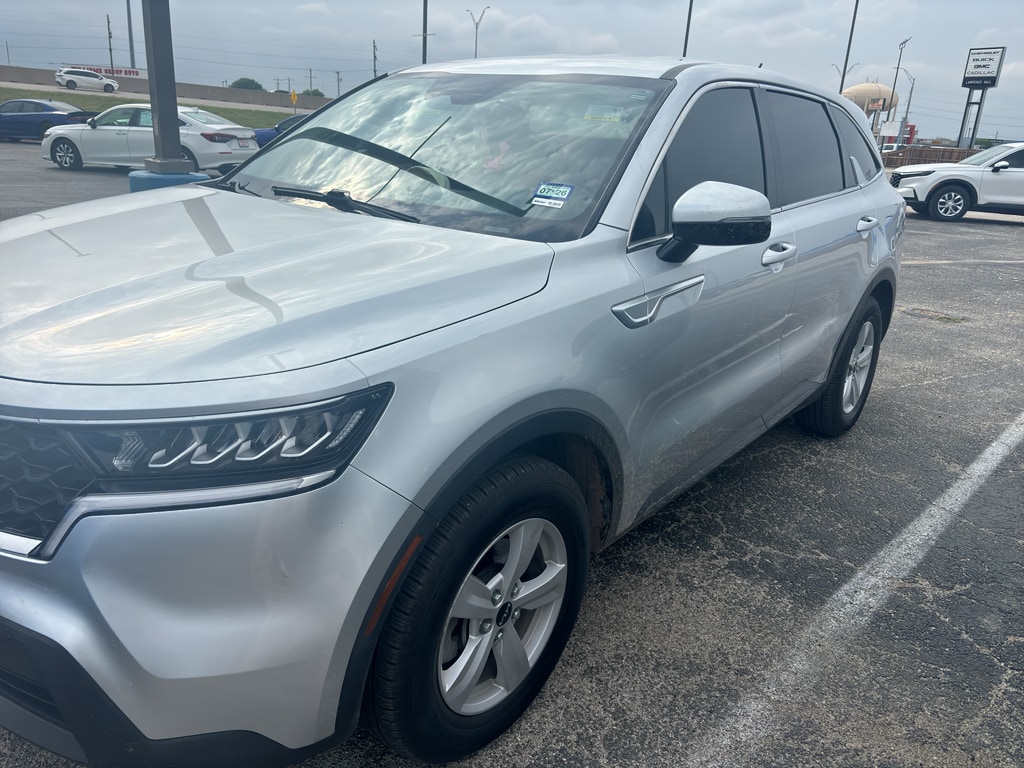 Used 2022 Kia Sorento LX SUV