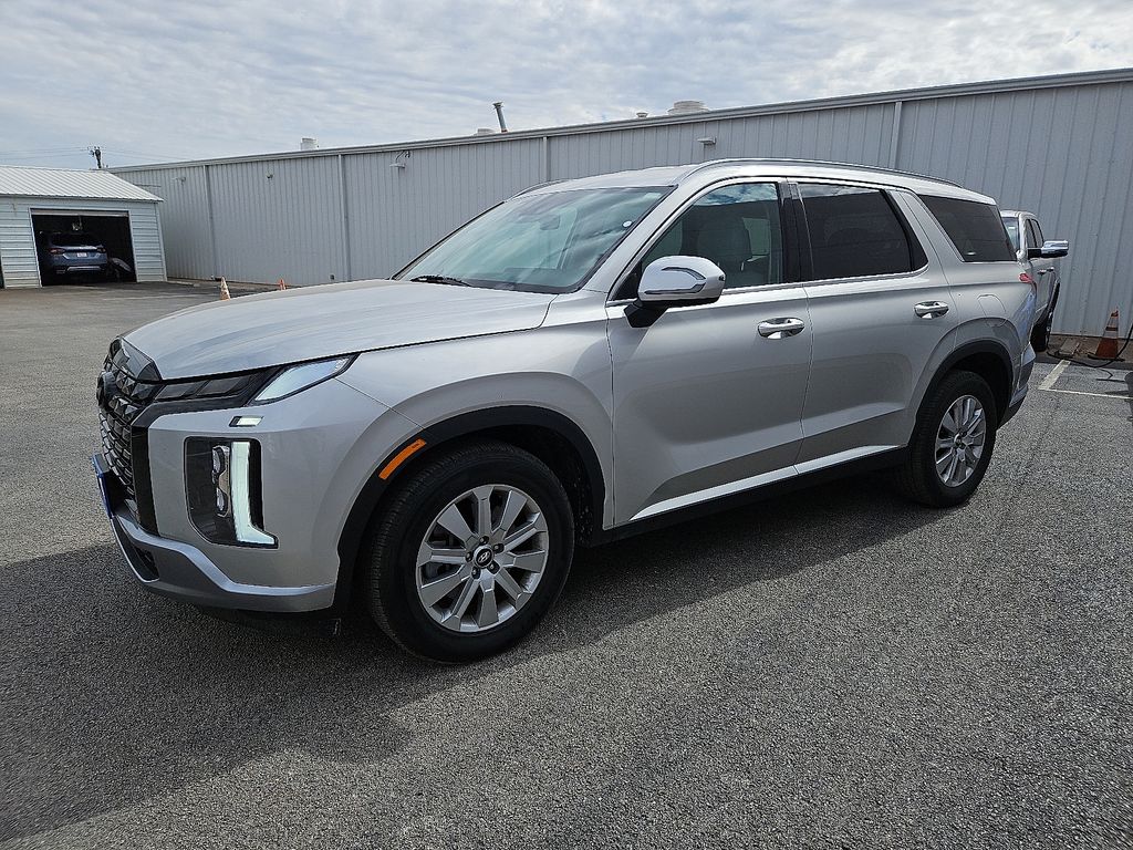 2025 Hyundai Palisade SEL photo 2