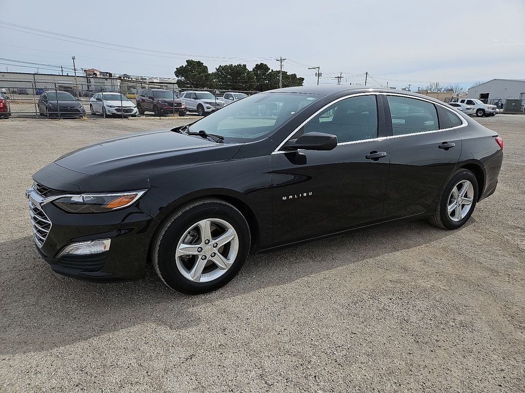 Used 2022 Chevrolet Malibu LS w/1FL Sedan