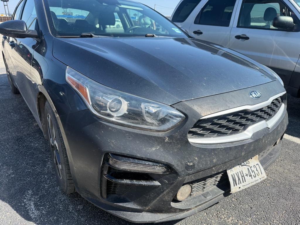 2021 Kia Forte LXS AT's photo