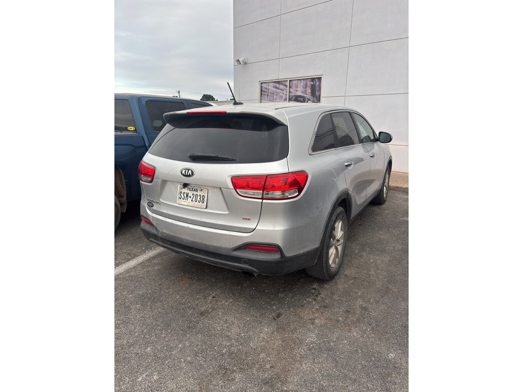 Used 2016 Kia Sorento 2.4L L FWD SUV