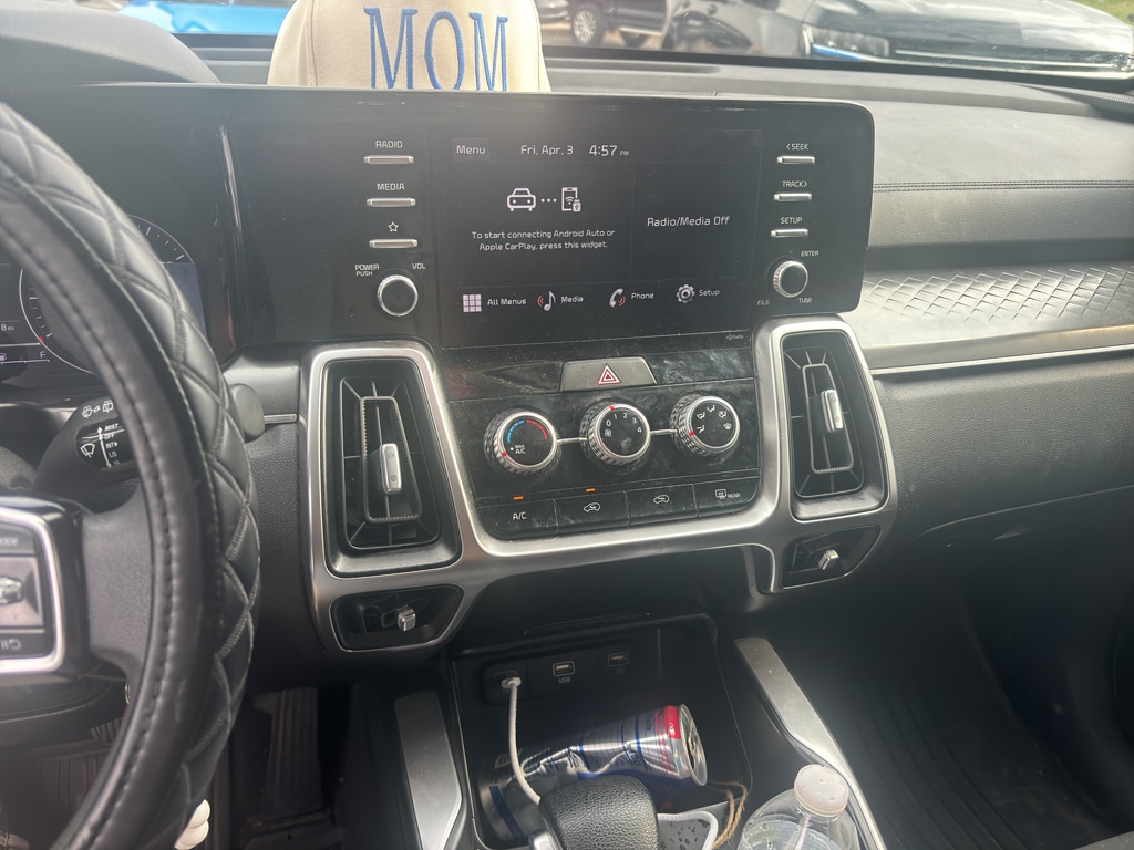 Used 2022 Kia Sorento LX SUV