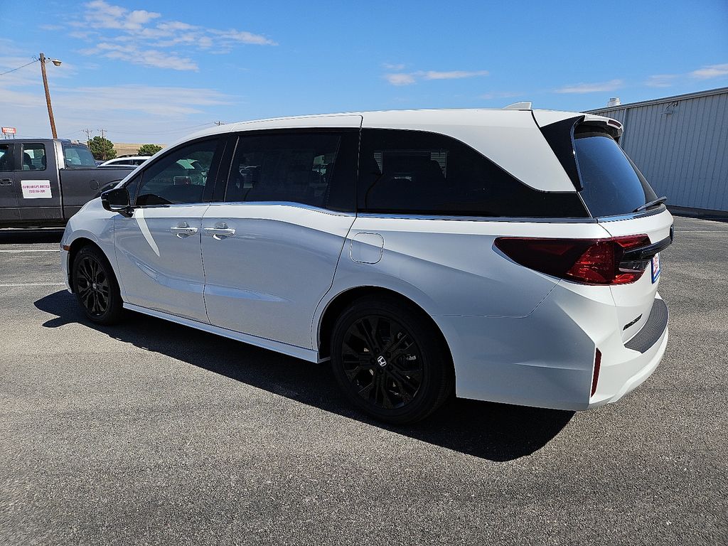 2026 Honda Odyssey photo 4