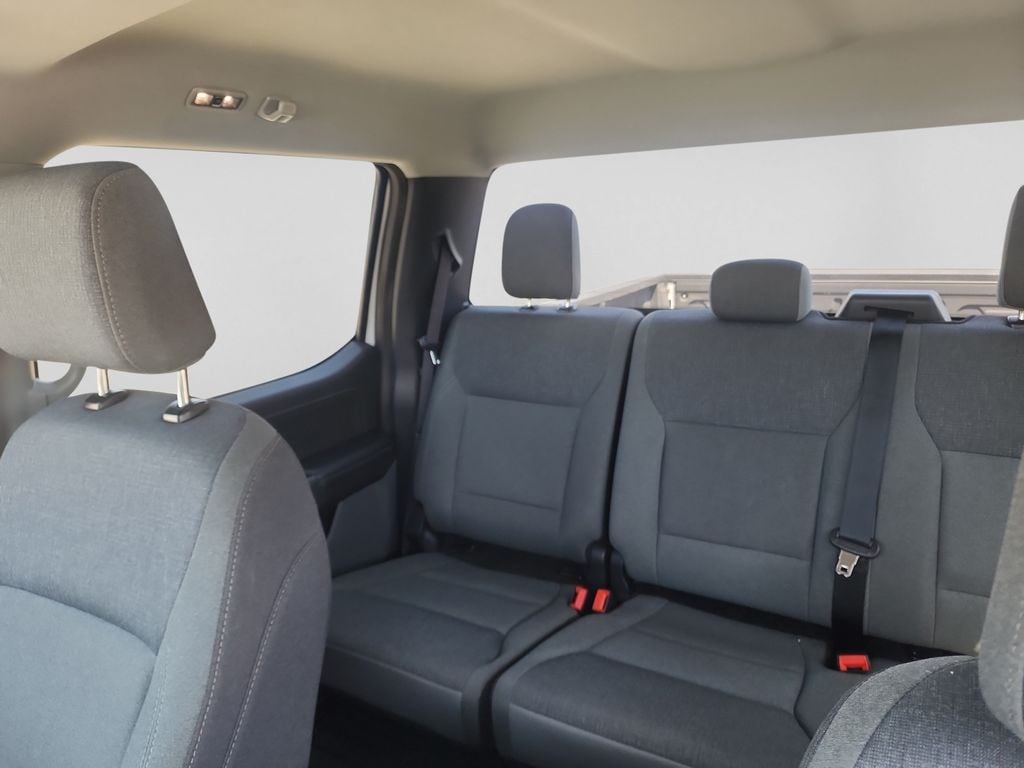 2025 Ford F-150 XLT - Photo 17