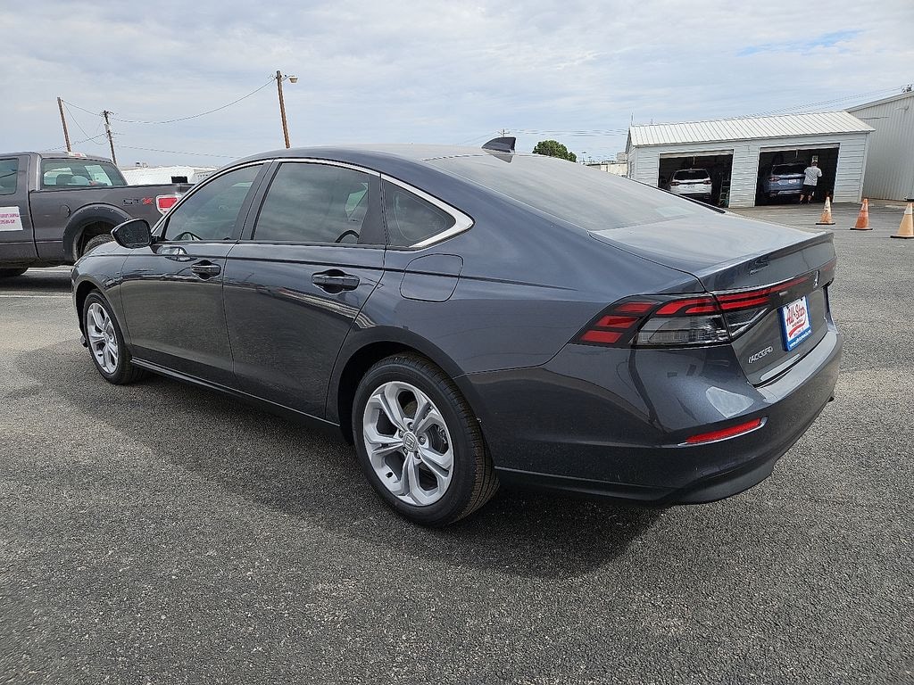 New 2025 Honda Accord LX Sedan