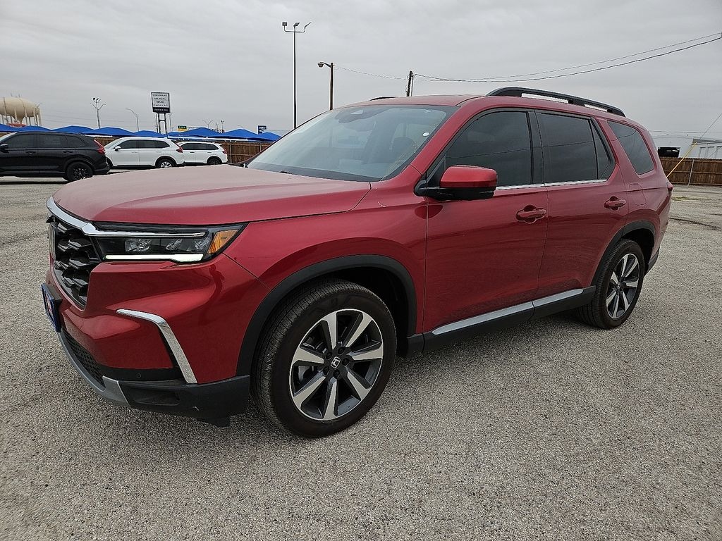 Used 2025 Honda Pilot Elite SUV