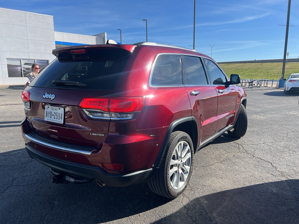 Used 2017 Jeep Grand Cherokee Limited 4x4 SUV