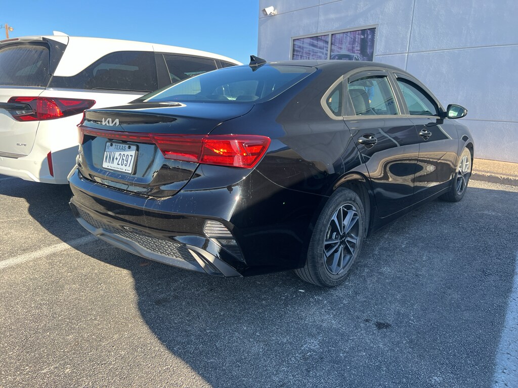 Used 2023 Kia Forte LXS Sedan
