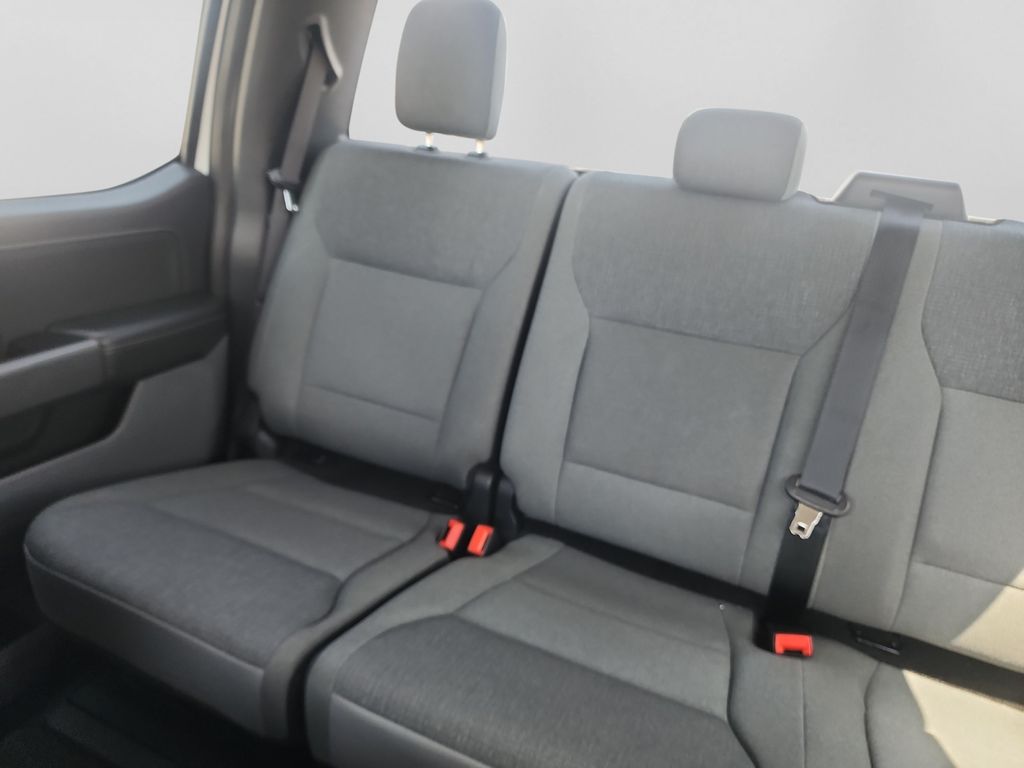 2025 Ford F-150 XLT - Photo 26
