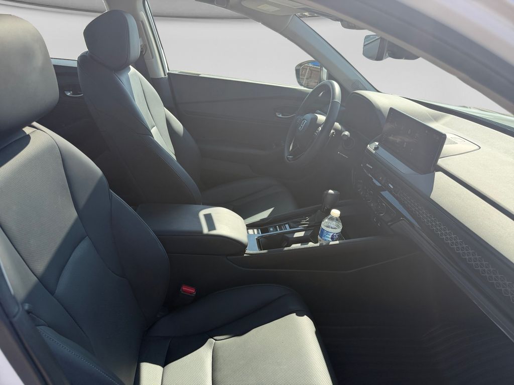 2024 Honda Accord Hybrid EX-L - Photo 26