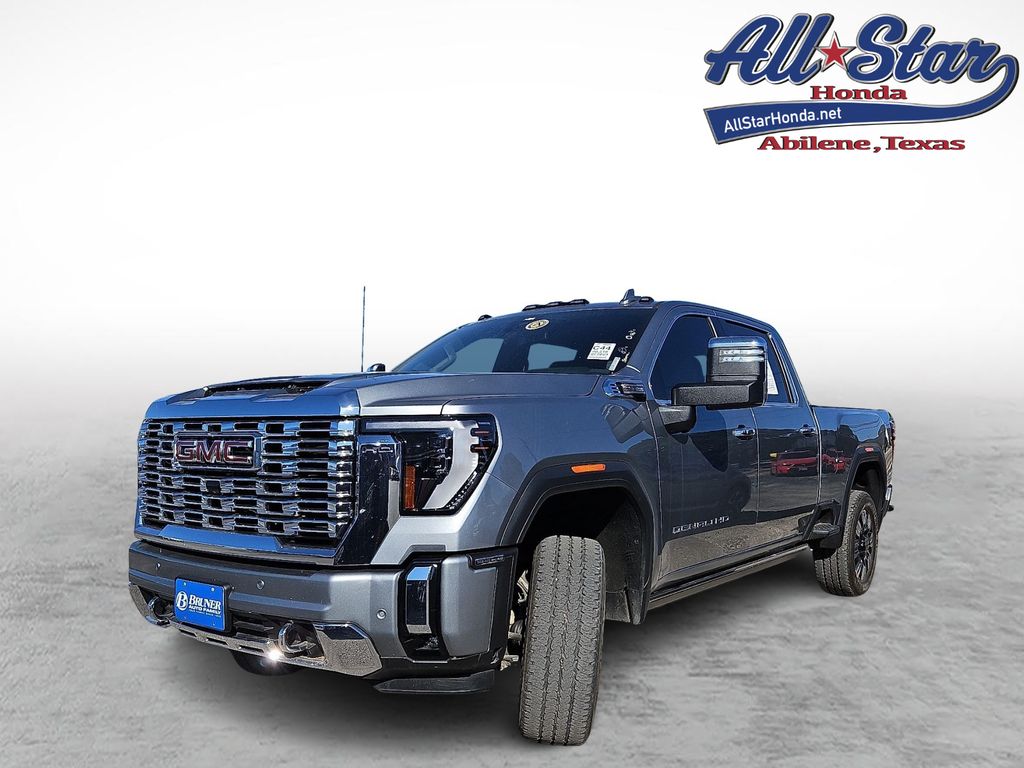 2024 GMC Sierra 2500HD Denali's photo