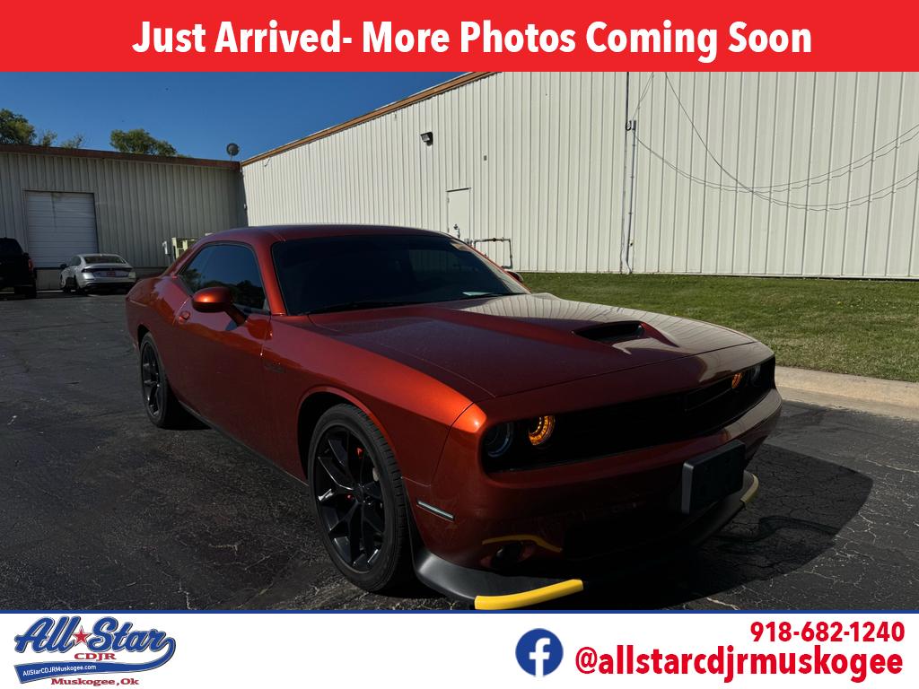 2021 Dodge Challenger GT Auto's photo