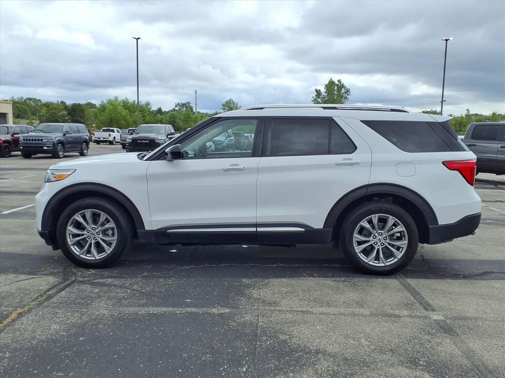 2024 Ford Explorer Limited photo 3
