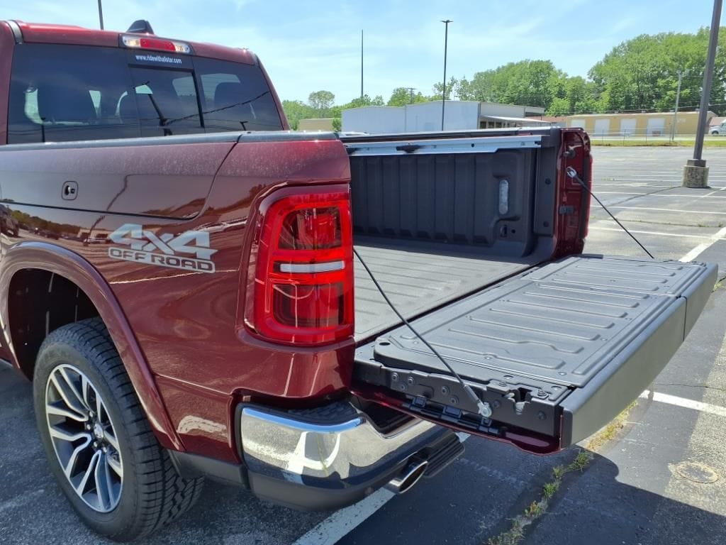 2025 RAM 1500 Limited - Photo 24