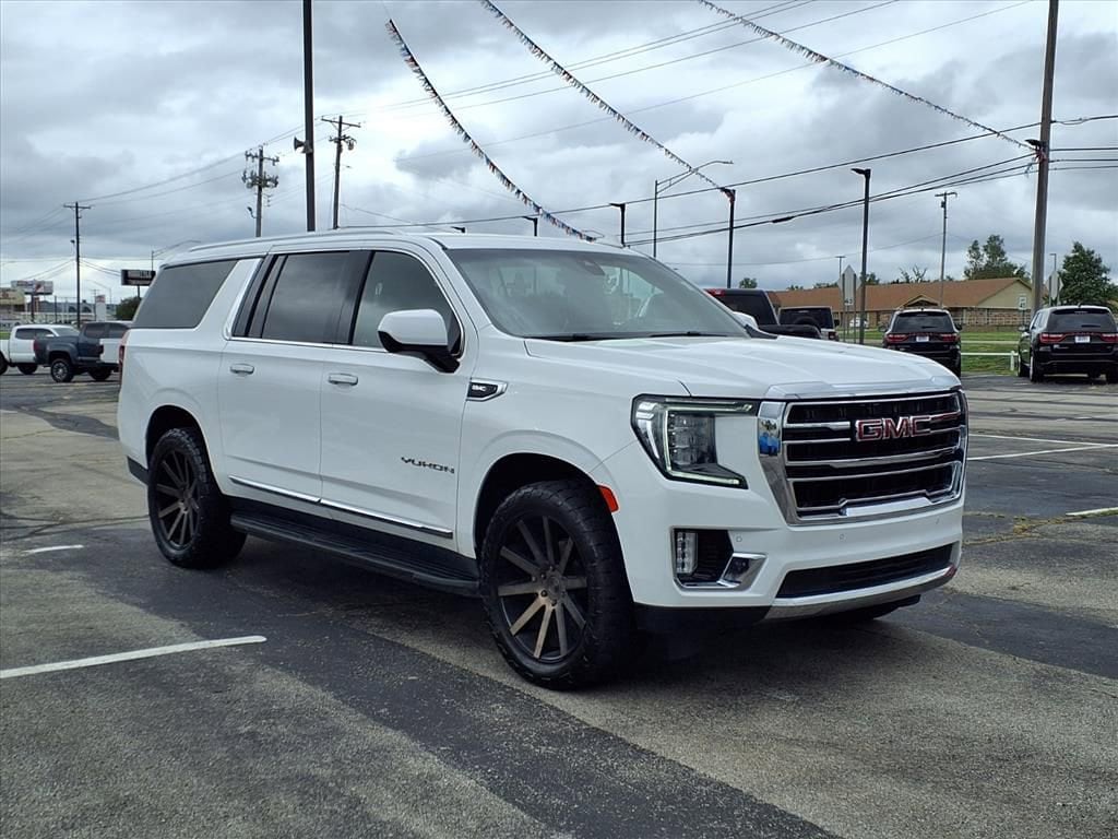2022 GMC Yukon XL SLT's photo