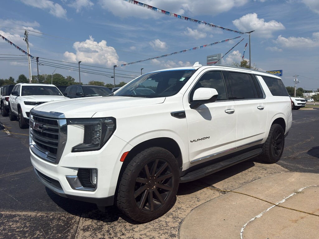2022 Gmc Yukon XL SLT photo 4