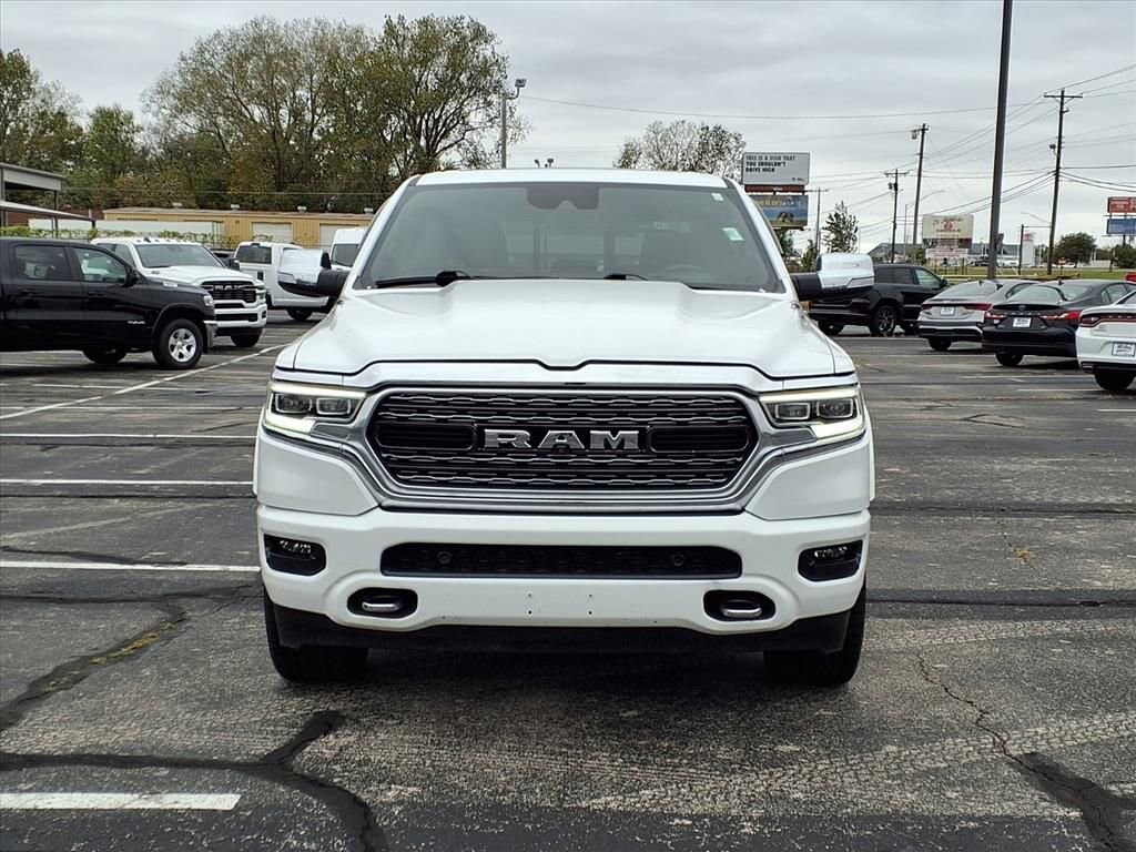 2022 Ram 1500 Limited photo 2