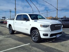 2026 Ram 1500 LARAMIE CREW CAB 4X4 5'7 BOX Pickup