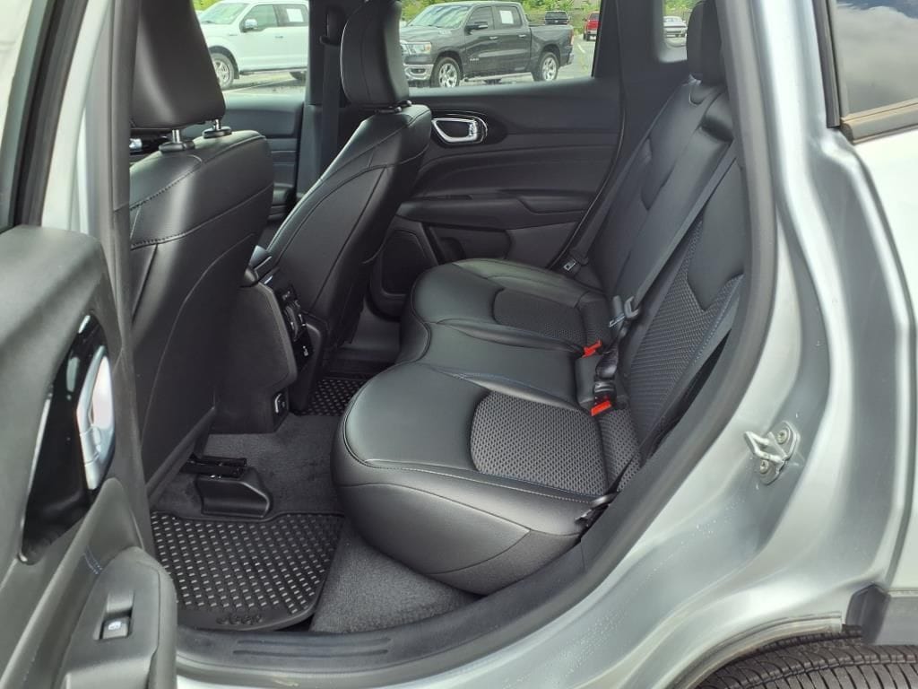 2025 Jeep Compass Latitude - Photo 25