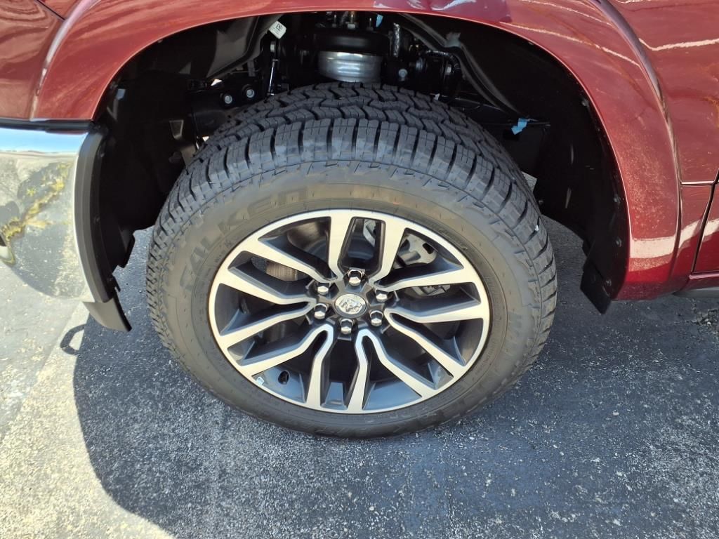 2025 RAM 1500 Limited - Photo 25