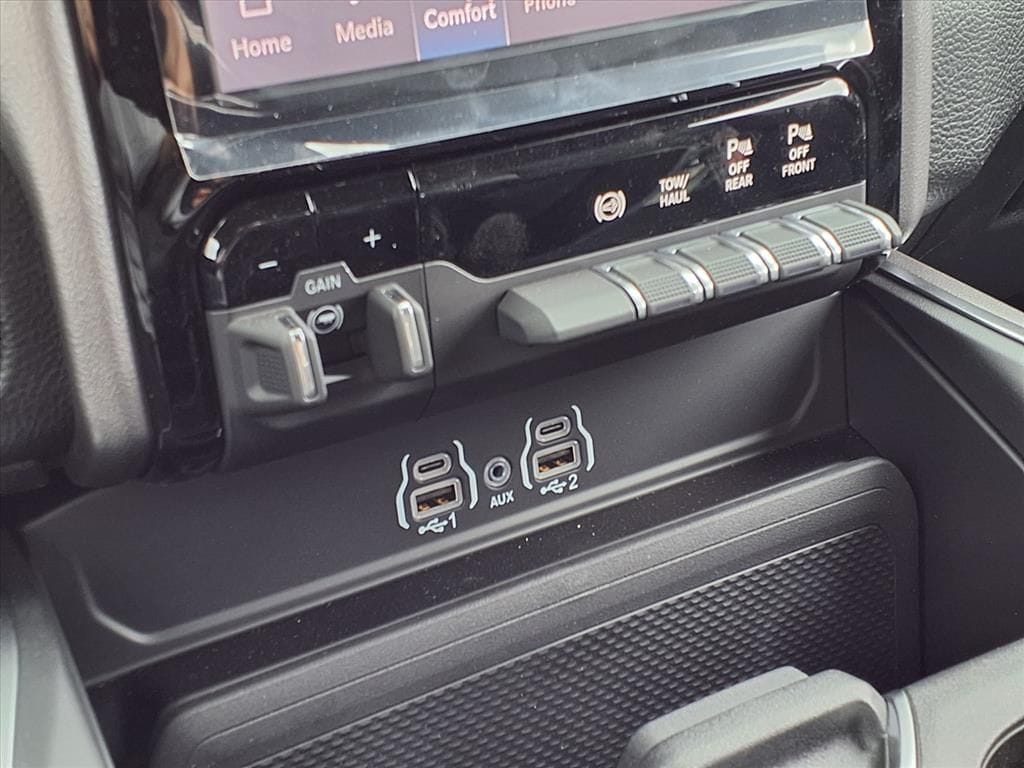 2026 RAM 2500 Big Horn - Photo 15