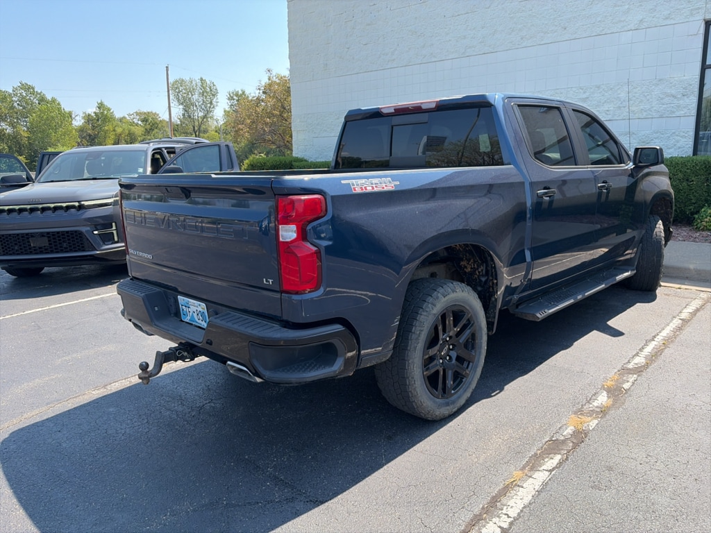 1GCPYFEL1NZ118137