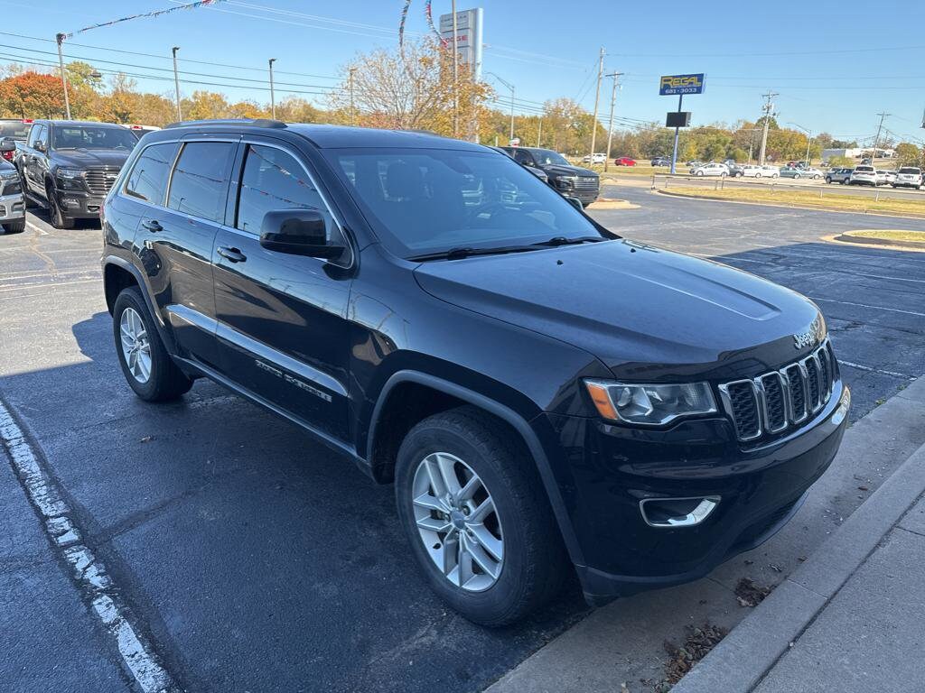 Used 2017 Jeep Grand Cherokee Laredo Laredo 4x4