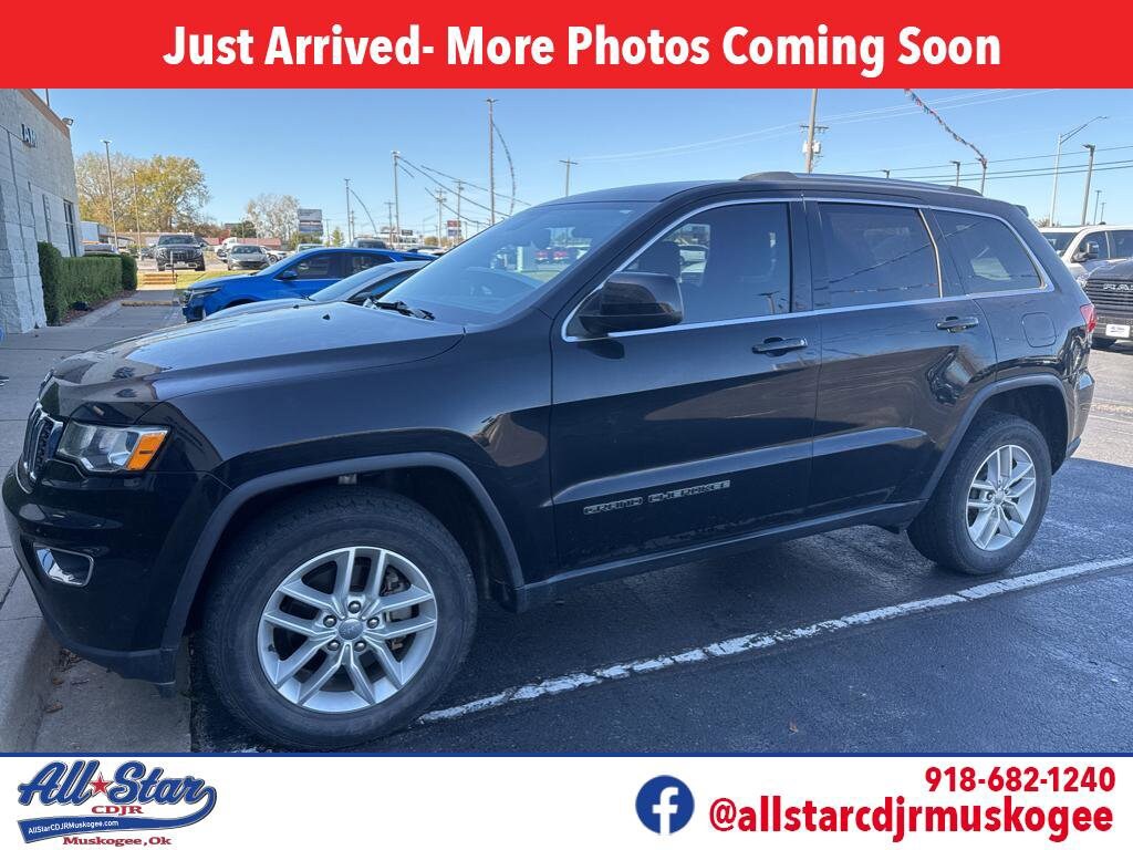 Used 2017 Jeep Grand Cherokee Laredo Laredo 4x4