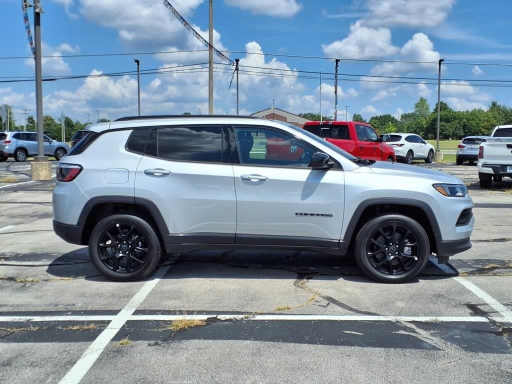 2025 Jeep Compass Latitude - Photo 8