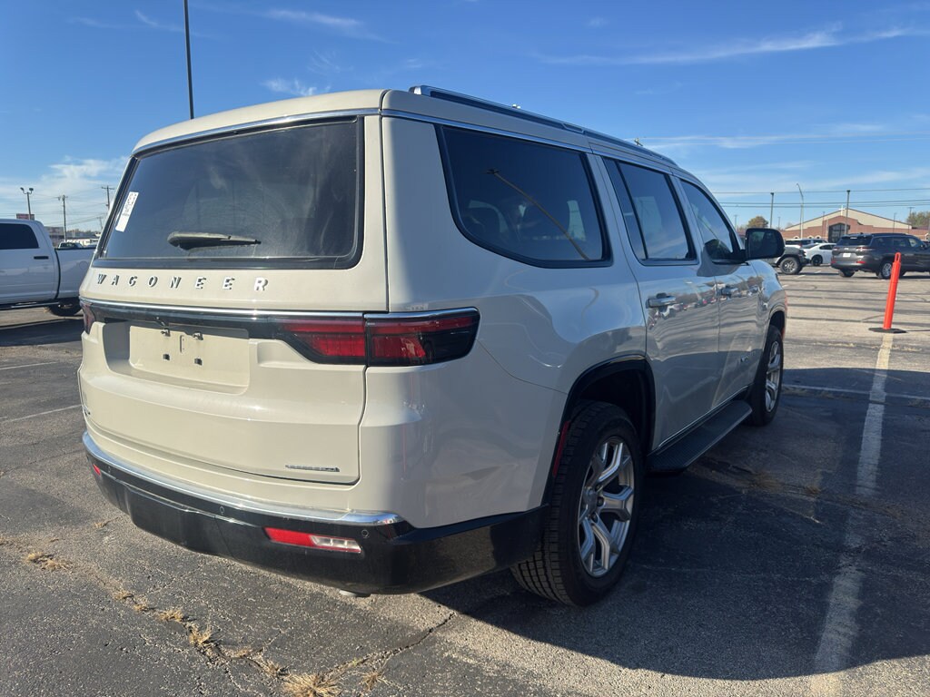 2022 Jeep Wagoneer Series II photo 2