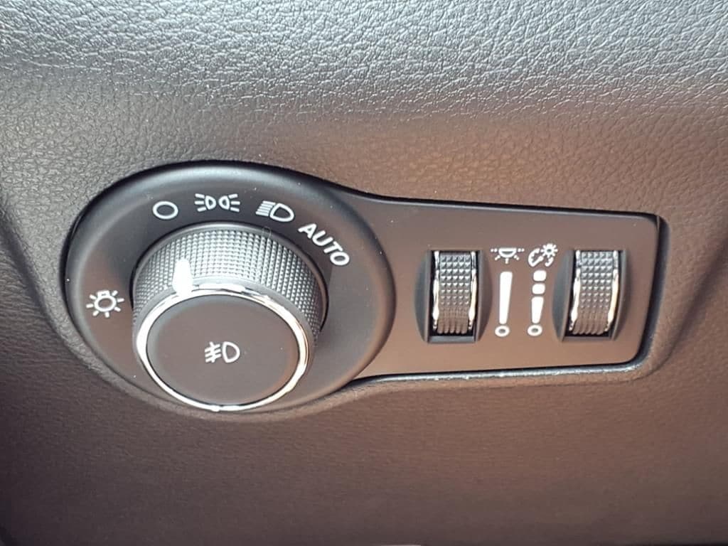 2025 Jeep Compass Latitude - Photo 17