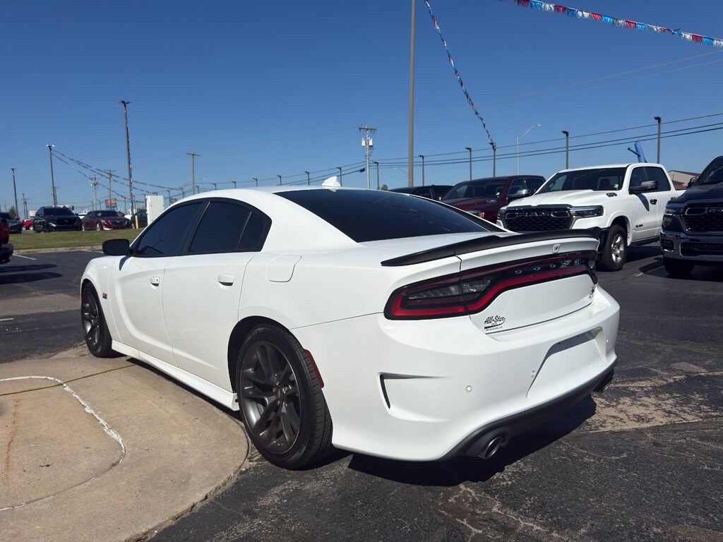 2023 Dodge Charger Scat Pack photo 3