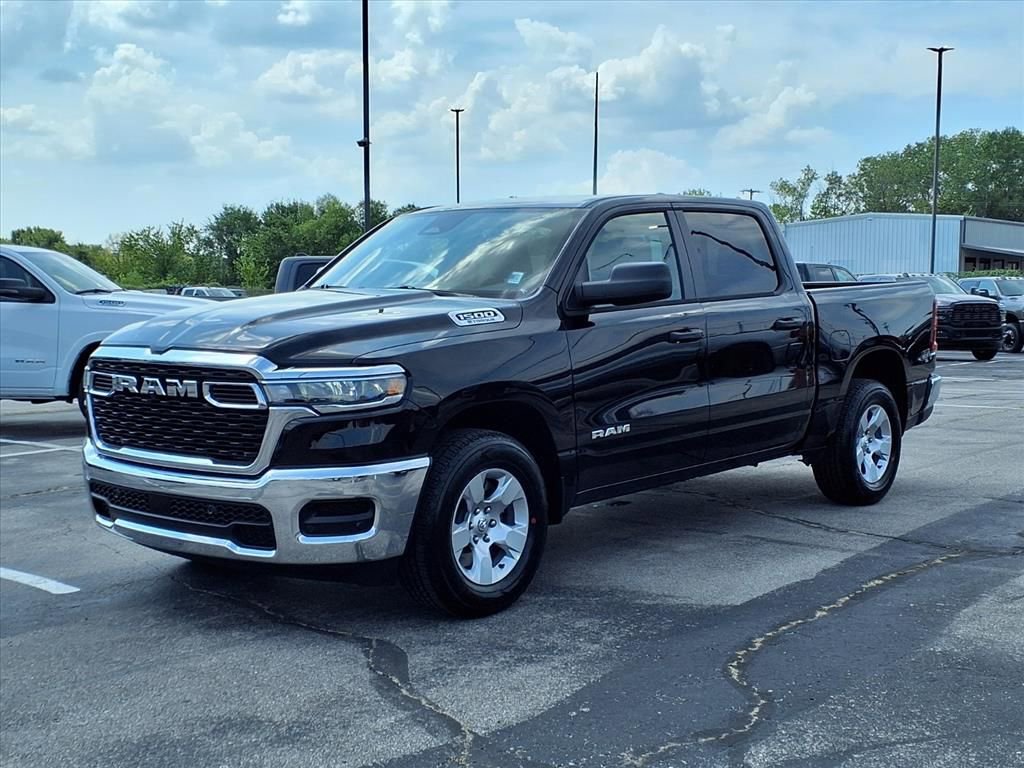 2025 Ram 1500 Tradesman photo 3