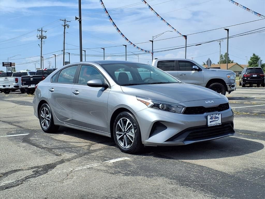 Used 2024 Kia Forte LXS LXS IVT