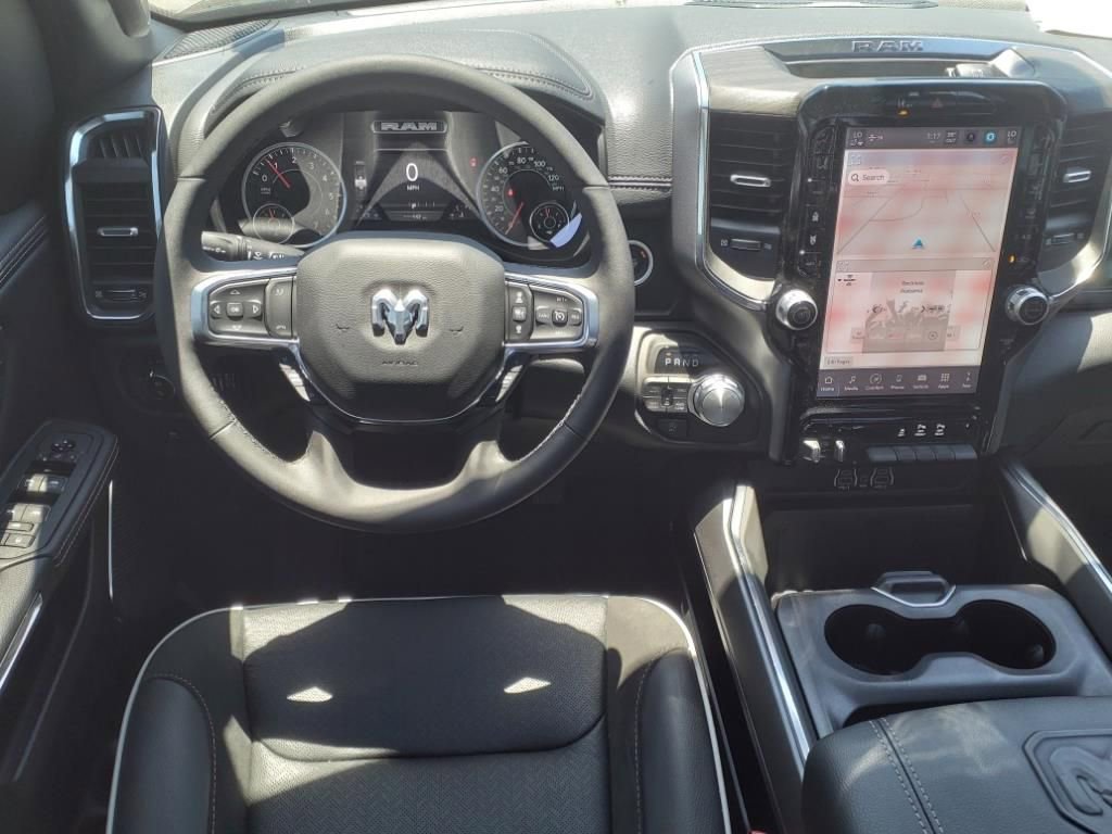 2025 Ram 1500 Laramie photo 3