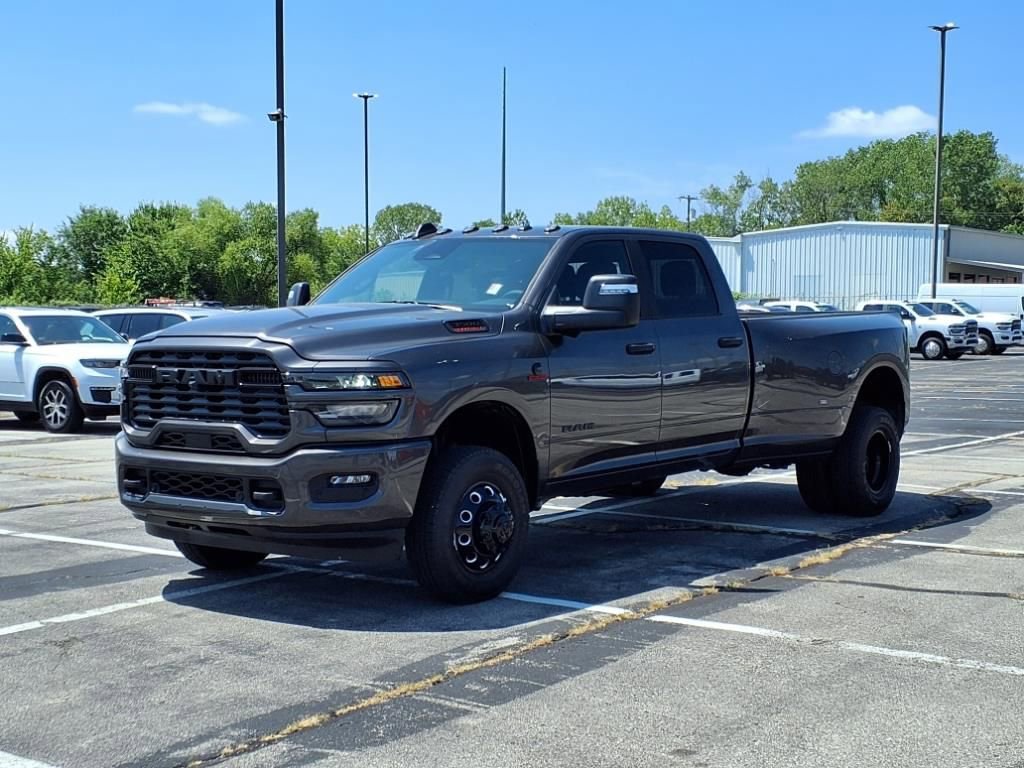 2025 Ram 3500 Big Horn photo 3